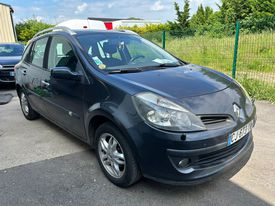 A vendre Renault Clio à Pussay 91740