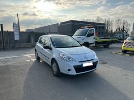 A vendre Renault Clio à Pussay 91740