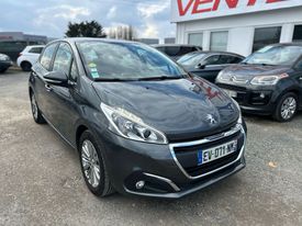 A vendre Peugeot 208 à Pussay 91740