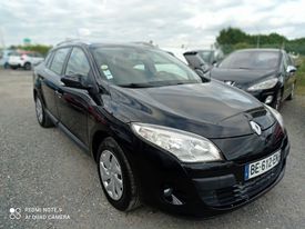 A vendre Renault Megane à Pussay 91740